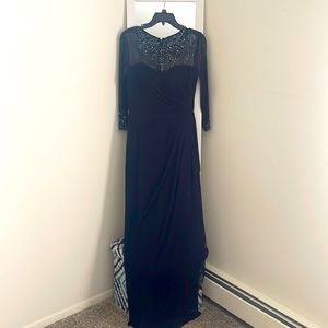 Evening gown / prom dress